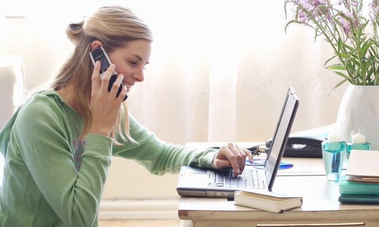 TRABAJA PARA UN CENTRO DE ATENCIÓN TELEFÓNICA DESDE CASA TRABAJA PARA UN CENTRO DE ATENCIÓN TELEFÓNICA DESDE CASA